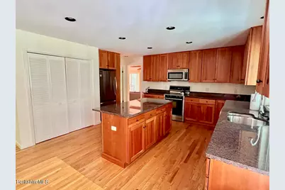 70 Galway Ct, Lenox, MA 01240 - Photo 12