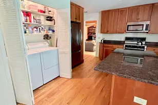 70 Galway Ct, Lenox, MA 01240 - Photo 14