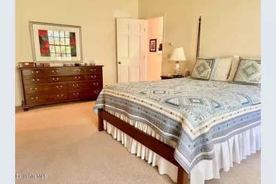 70 Galway Ct, Lenox, MA 01240 - Photo 16