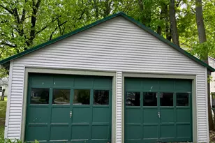 34 Church St, Stockbridge, MA 01262 - Photo 2