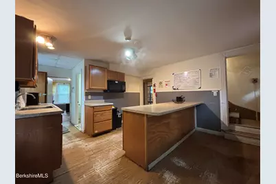 49 Brenton Ter, Pittsfield, MA 01201 - Photo 18
