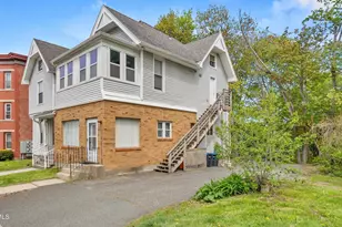 50 W Housatonic St, Pittsfield, MA 01201 - Photo 2