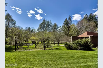 349 Old Stockbridge Rd, Lenox, MA 01240 - Photo 34