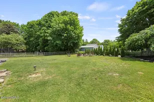 33 Eleanor Rd, Pittsfield, MA 01201 - Photo 44