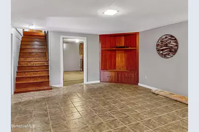 230 E Housatonic St, Dalton, MA 01226 - Photo 32