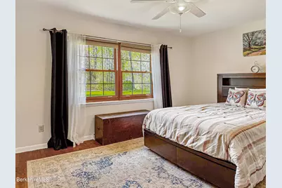 230 E Housatonic St, Dalton, MA 01226 - Photo 28