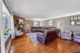 230 E Housatonic St, Dalton, MA 01226 - Photo 12