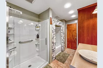 230 E Housatonic St, Dalton, MA 01226 - Photo 22