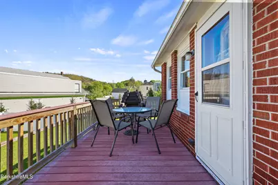 24 Temple St, Adams, MA 01220 - Photo 28