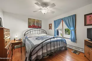 24 Temple St, Adams, MA 01220 - Photo 14