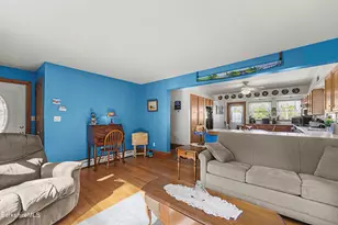 24 Temple St, Adams, MA 01220 - Photo 6