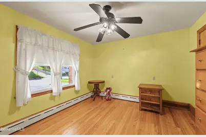 24 Temple St, Adams, MA 01220 - Photo 16