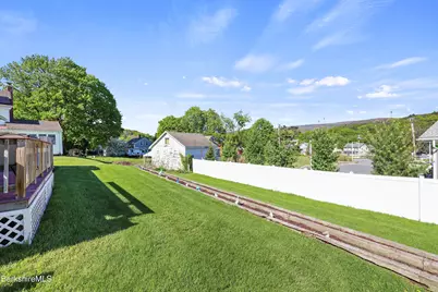 24 Temple St, Adams, MA 01220 - Photo 36