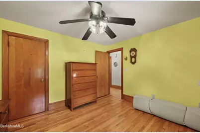 24 Temple St, Adams, MA 01220 - Photo 18