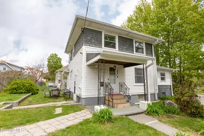 162 W Housatonic St, Pittsfield, MA 01201 - Photo 2