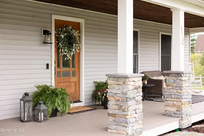 14 County Ct, Pittsfield, MA 01201 - Photo 10