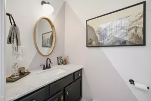 14 County Ct, Pittsfield, MA 01201 - Photo 34