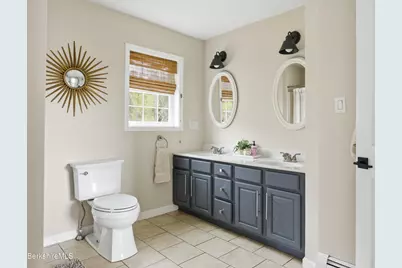 14 County Ct, Pittsfield, MA 01201 - Photo 50