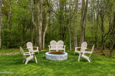 14 County Ct, Pittsfield, MA 01201 - Photo 58