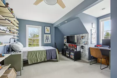 14 County Ct, Pittsfield, MA 01201 - Photo 42