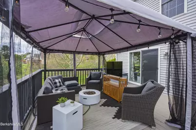 14 County Ct, Pittsfield, MA 01201 - Photo 32