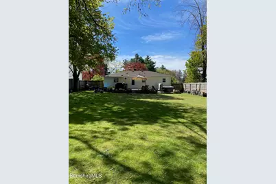 15 Williamsburg Ter, Pittsfield, MA 01201 - Photo 26
