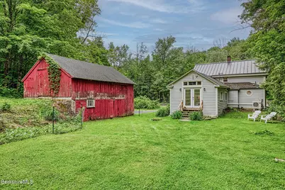 132 Sandisfield Rd, Sandisfield, MA 01255 - Photo 36