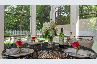 47 Warwick St, Pittsfield, MA 01201 - Photo 26