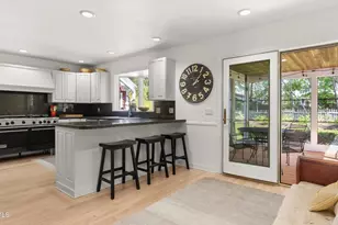 47 Warwick St, Pittsfield, MA 01201 - Photo 16