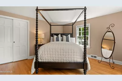 47 Warwick St, Pittsfield, MA 01201 - Photo 46