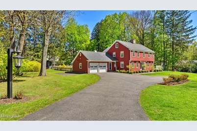 47 Warwick St, Pittsfield, MA 01201 - Photo 1
