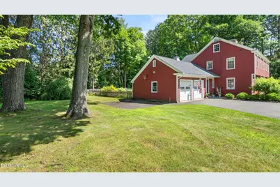 47 Warwick St, Pittsfield, MA 01201 - Photo 6