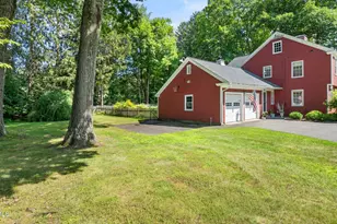 47 Warwick St, Pittsfield, MA 01201 - Photo 6