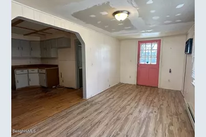 94-96 Liberty St, North Adams, MA 01247 - Photo 10