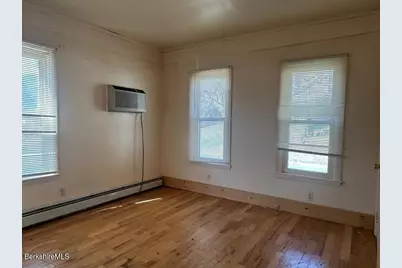 94-96 Liberty St, North Adams, MA 01247 - Photo 18