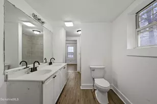41 Prospect St, North Adams, MA 01247 - Photo 18