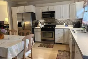 31 Taft St, North Adams, MA 01247 - Photo 6