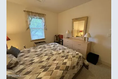 31 Taft St, North Adams, MA 01247 - Photo 18