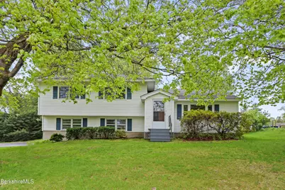 35 Bruce Dr, Dalton, MA 01226 - Photo 1