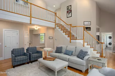 3 Cornwall Dr, Great Barrington, MA 01230 - Photo 12
