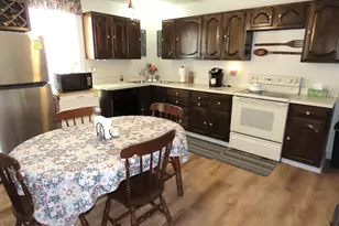 34 Goodrich St, North Adams, MA 01247 - Photo 4