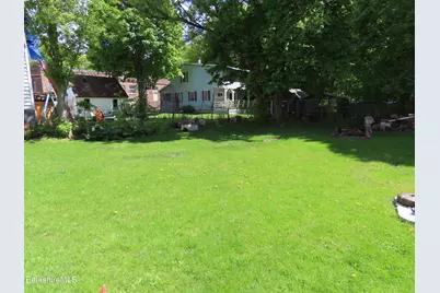 34 Goodrich St, North Adams, MA 01247 - Photo 34