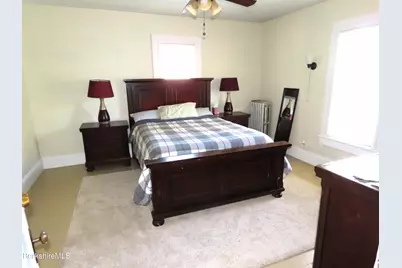 34 Goodrich St, North Adams, MA 01247 - Photo 16