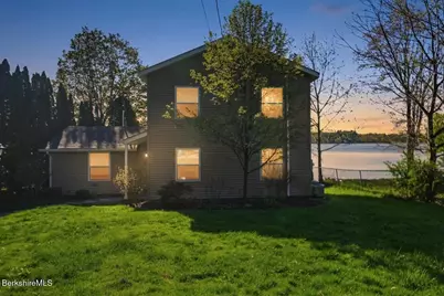 233 Narragansett Ave, Lanesborough, MA 01237 - Photo 42