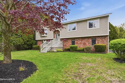 134 Oak Hill Rd, Pittsfield, MA 01201 - Photo 10