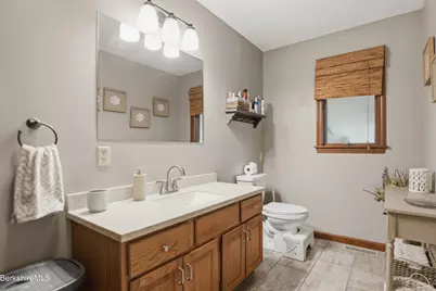 134 Oak Hill Rd, Pittsfield, MA 01201 - Photo 34