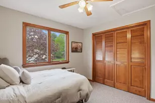 134 Oak Hill Rd, Pittsfield, MA 01201 - Photo 38
