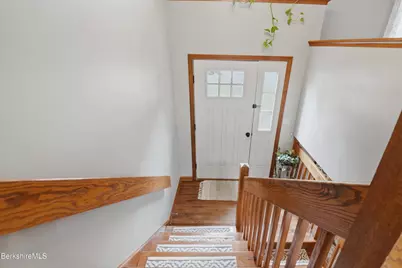 134 Oak Hill Rd, Pittsfield, MA 01201 - Photo 12