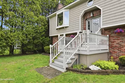 134 Oak Hill Rd, Pittsfield, MA 01201 - Photo 4