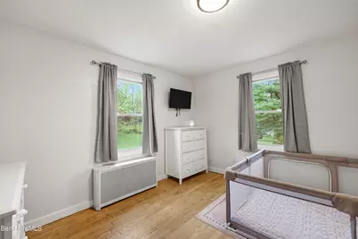 161 Fort Hill Ave, Pittsfield, MA 01201 - Photo 18